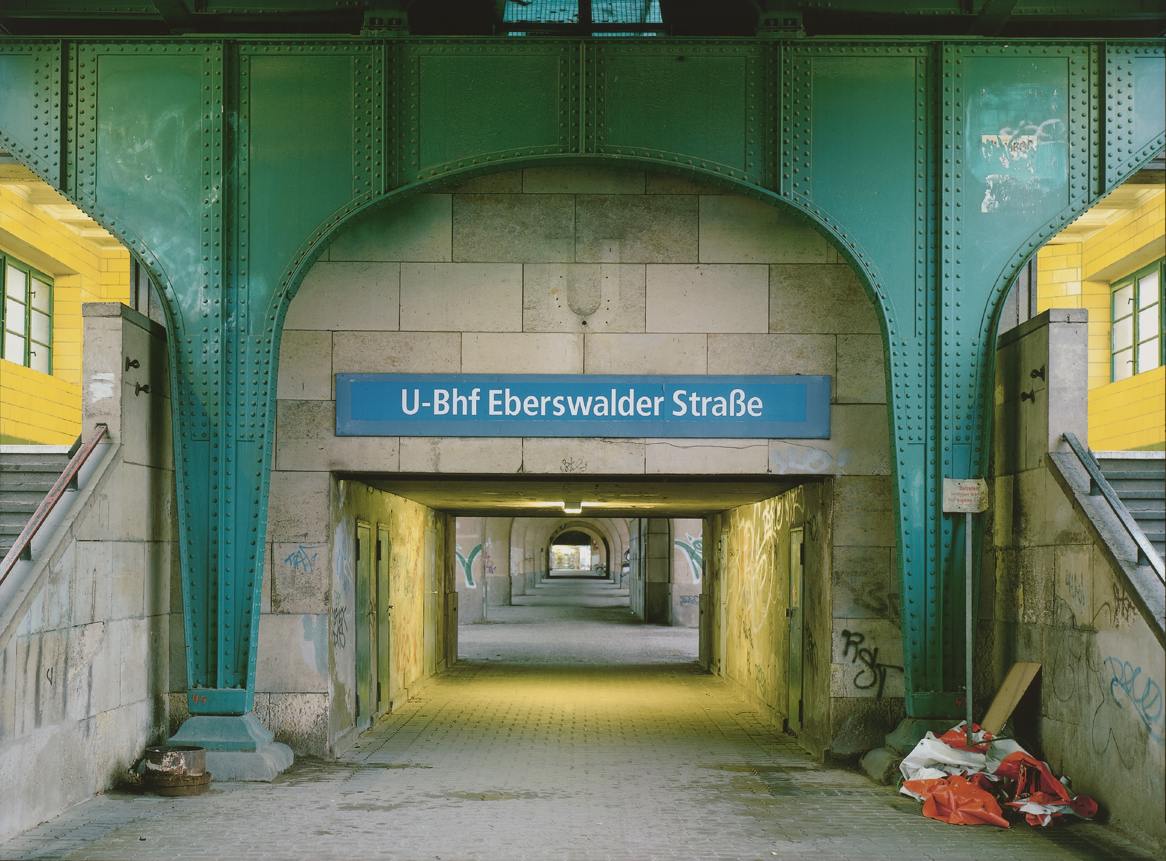 Rudolf Schäfer. Berlin U-Bahnhof Eberswalder Straße. 1999.